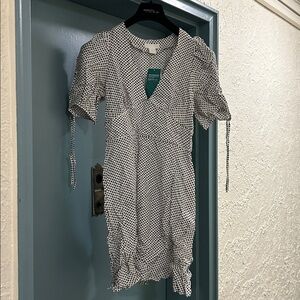 H&M Polka Dot V-Neck Dress in White and Black BRAND NEW TAG QUICK NYC SHIPPING